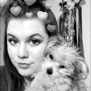 Meet your Posher, Ivy